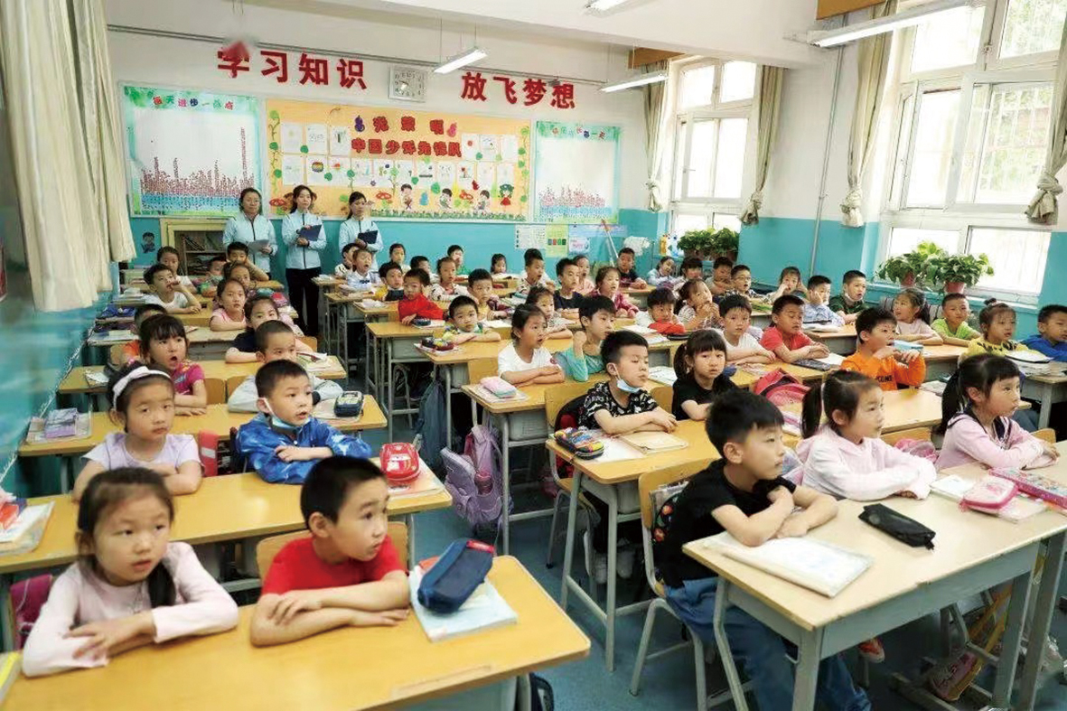 吴2.jpg 吴2.jpg
