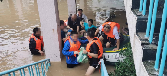 暴雨大考下保险观察：平安产险的“防救赔”一体化服务2124.png